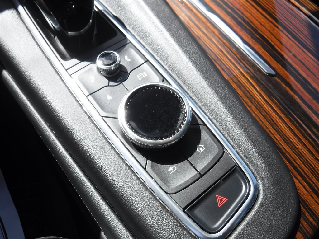 2023 Cadillac Escalade ESV Premium Luxury - Photo 25