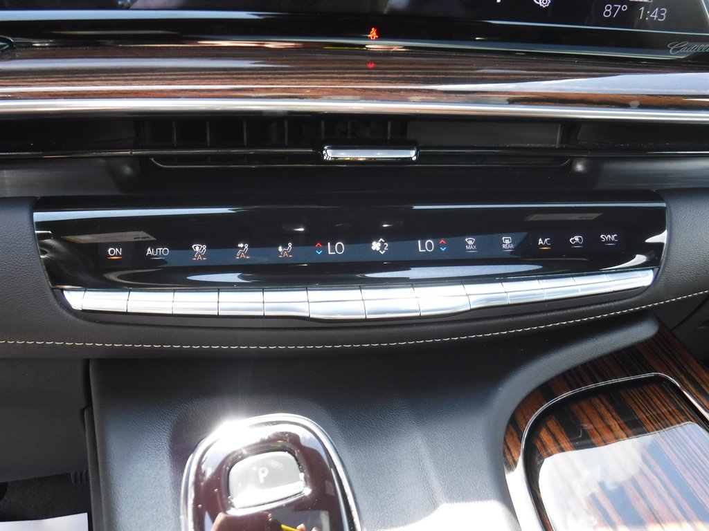 2023 Cadillac Escalade ESV Premium Luxury - Photo 24