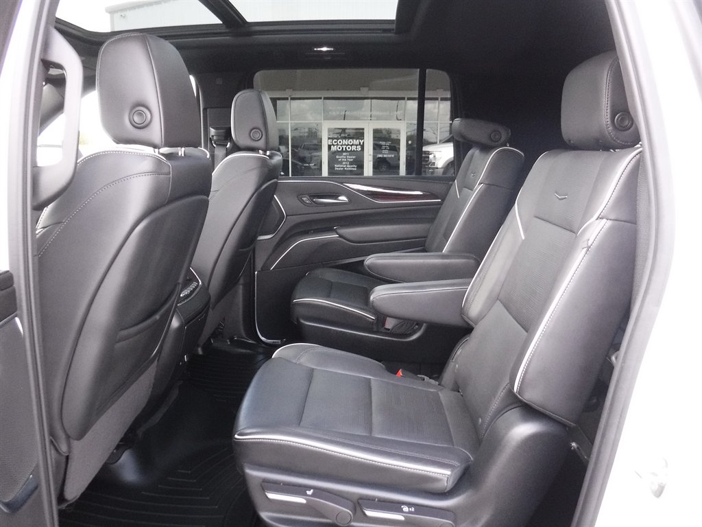 2023 Cadillac Escalade ESV Premium Luxury - Photo 12