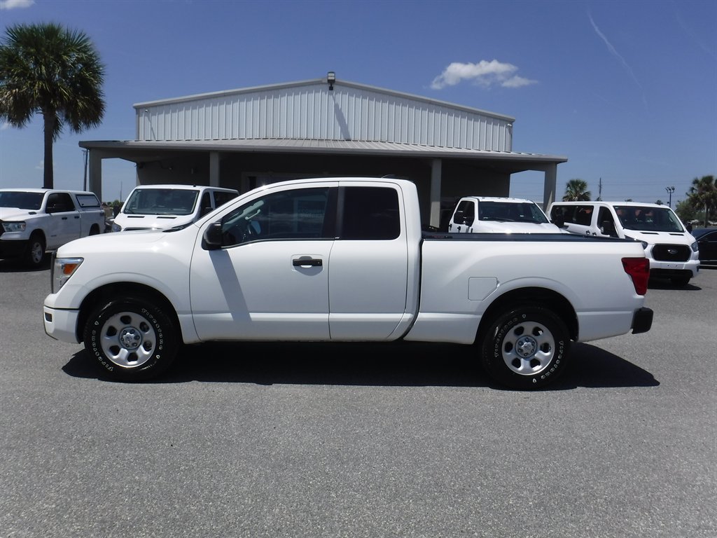 2022 Nissan Titan