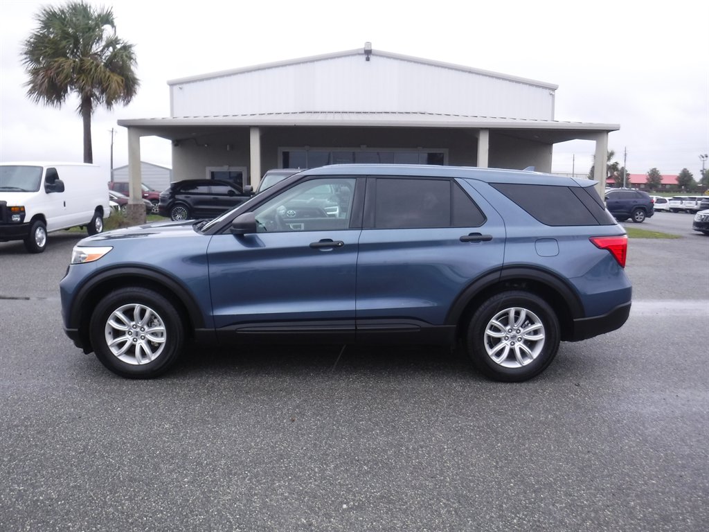2020 Ford Explorer Base 4WD's photo