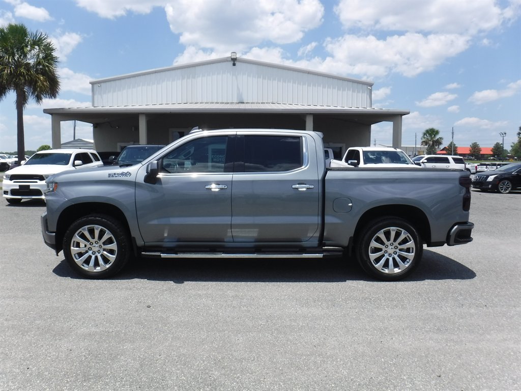 2019 Chevrolet Silverado 1500 High Country 4X4 Crew Cab Short Box's photo