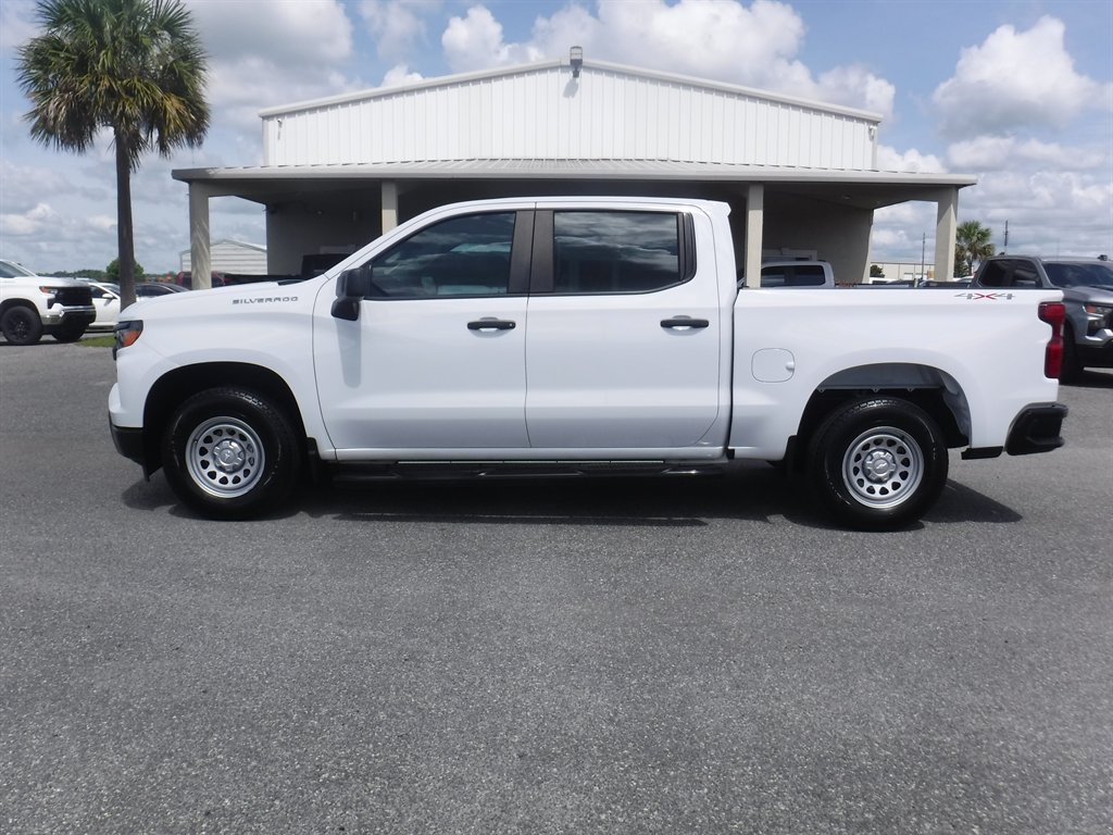 2023 Chevrolet Silverado 1500's photo